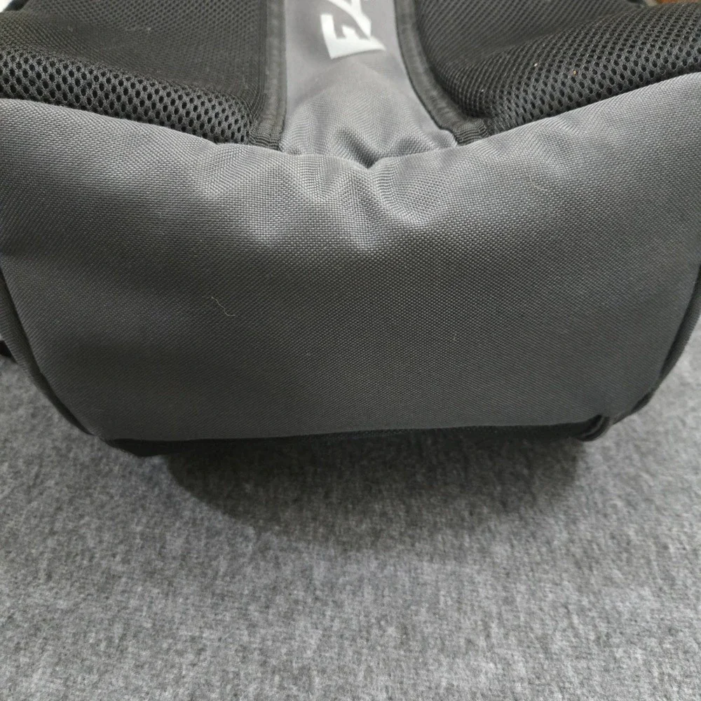 Easton‎ Walk-Off Bat Pack Backpack Unisex Large Gray Baseball Softball Gear Bag